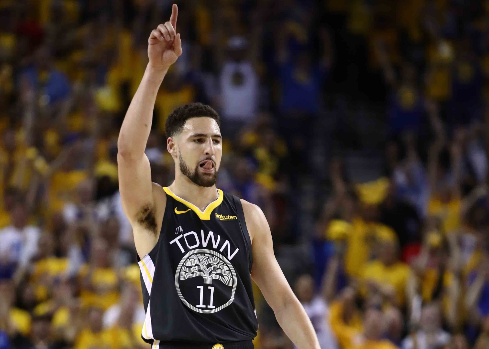 在持续人事 在持续人事